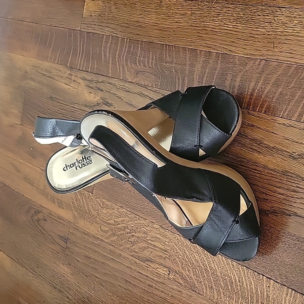 Heels - Picture 1 of 2